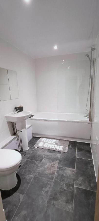 Fantastic Mill Apartment - 2023 Travellers Award Winner! Manchester Exteriör bild