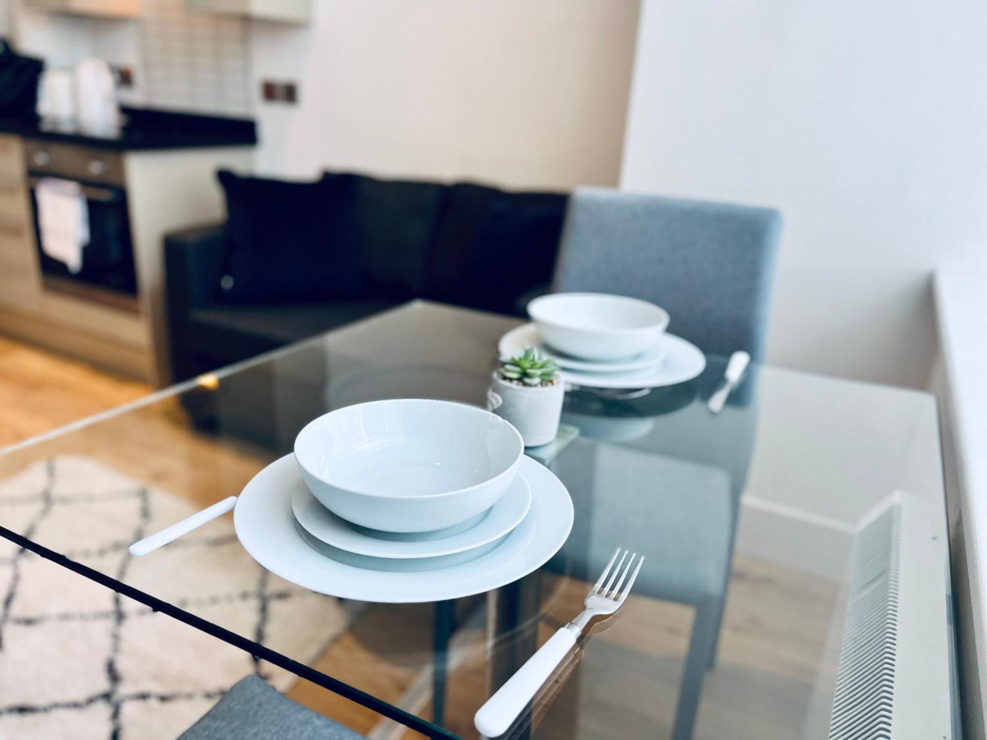 Fantastic Mill Apartment - 2023 Travellers Award Winner! Manchester Exteriör bild