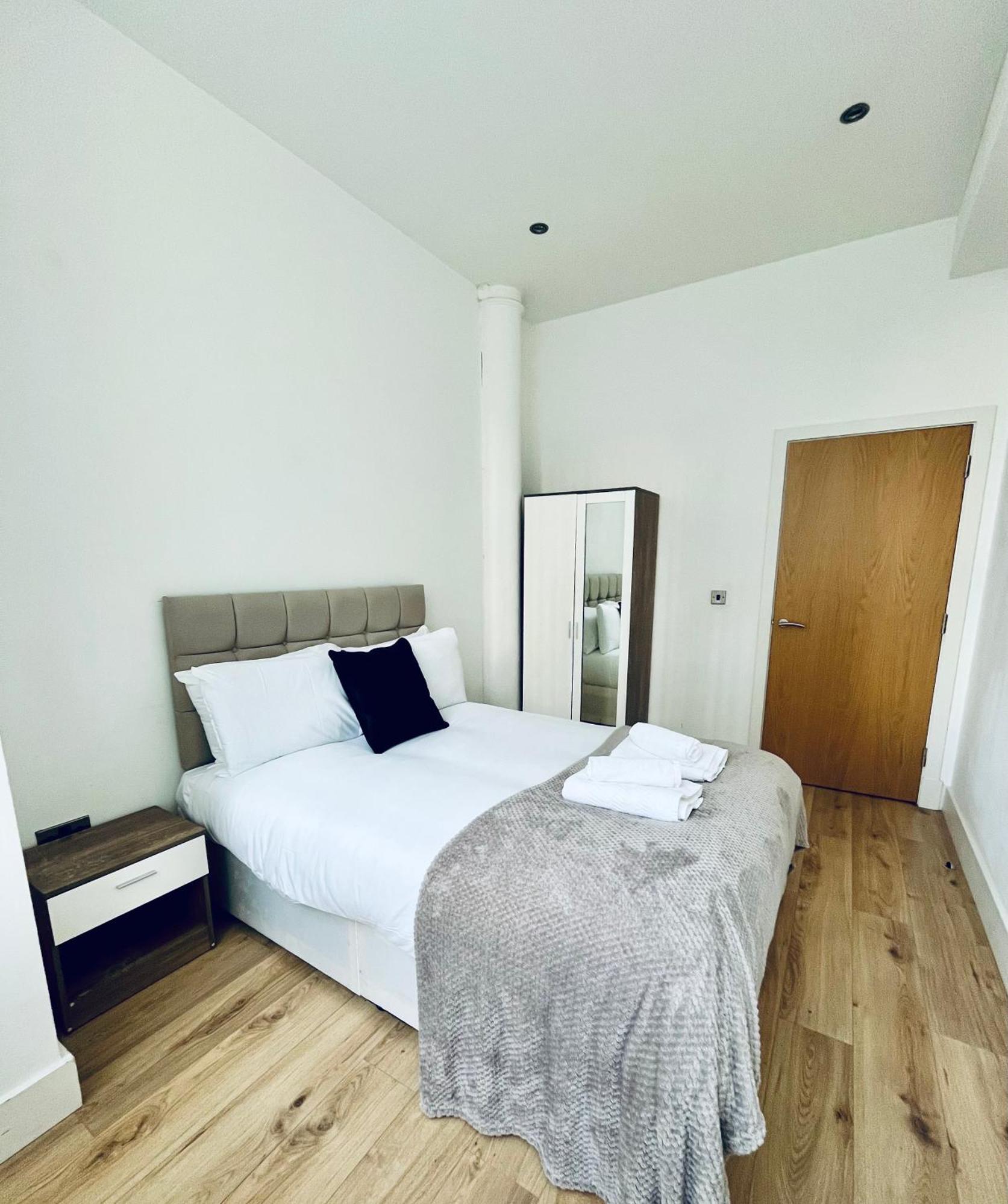 Fantastic Mill Apartment - 2023 Travellers Award Winner! Manchester Exteriör bild